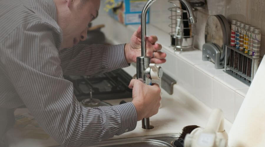Local expert plumbing services in Herminie, PA